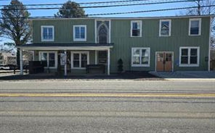 Pictures of Retail, Mixed Use property located at 6 W Loudoun St, Round Hill, VA 20141 for sales - image #1