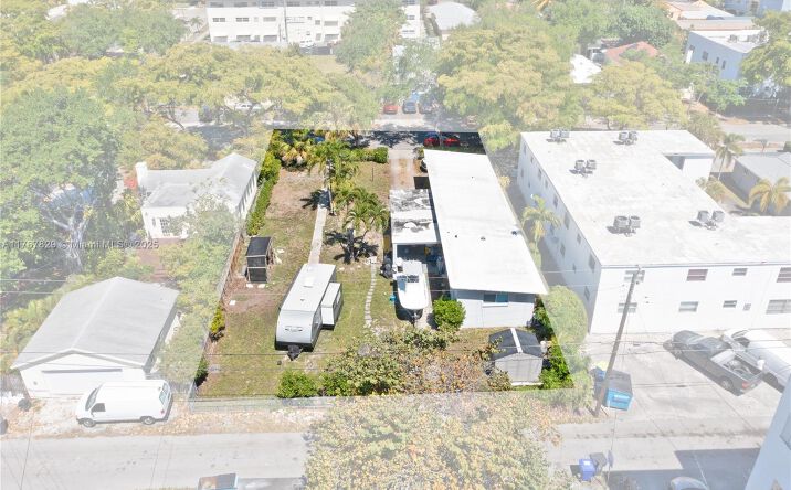 Pictures of Land, Multifamily property located at 1946 Madison St, Hollywood, FL 33020 for sales - image #1