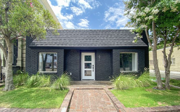 Pictures of Office property located at 251 Adams Ave, Memphis, TN 38103 for sales - image #1