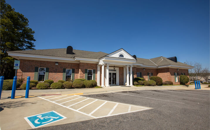 Pictures of Office, Retail property located at 2085 E. University Drive, Auburn, AL 36830 for sales - image #1