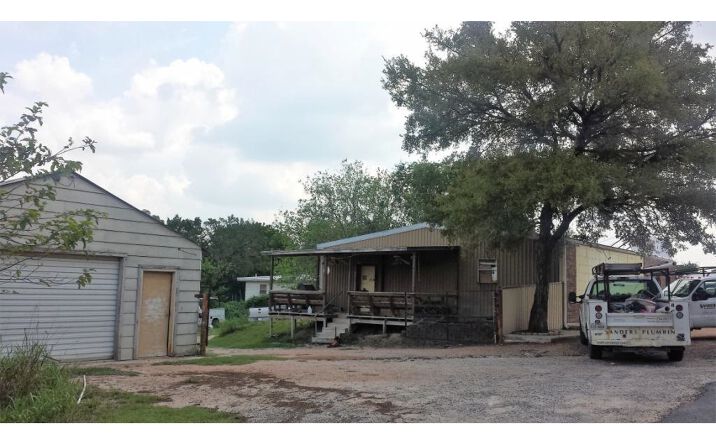 Pictures of Business for Sale property located at 1819 S Chestnut St, Lampasas, TX 76550 for sales - image #1