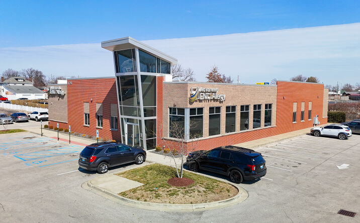 Pictures of Office, Retail property located at 2944 Breckenridge Ln, Louisville, KY 40220, 108 W Daisy Ln, New Albany, IN 47150, 1725 Gagel Ave, Louisville, KY 40216 for sales - image #1