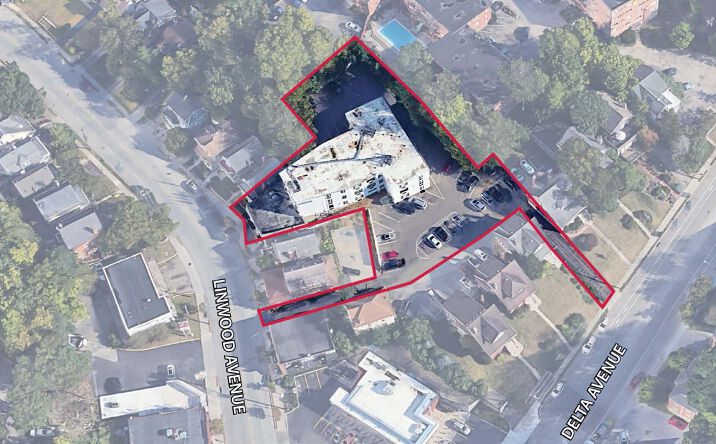 Pictures of Multifamily property located at 3160 Linwood Ave, Cincinnati, OH 45208 for sales - image #1