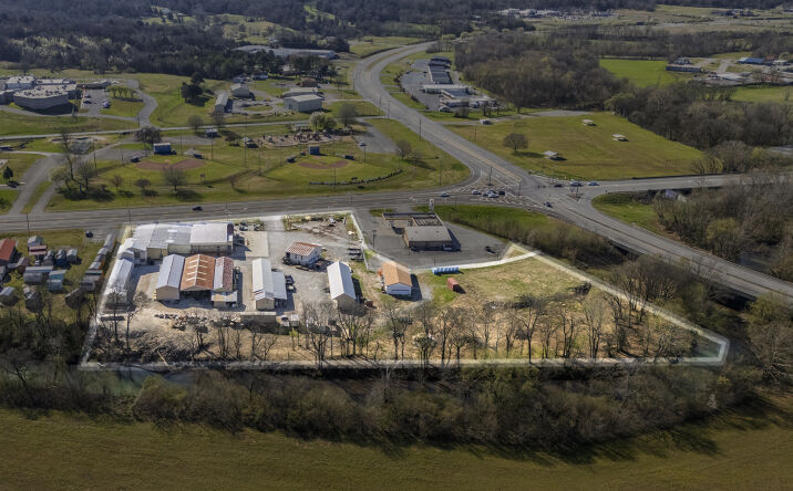 Pictures of Business for Sale, Land, Mixed Use, Office, Retail property located at 1100 Winchester Hwy, Fayetteville, TN 37334 for sales - image #1