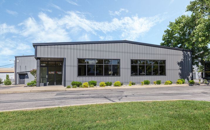 Pictures of Industrial, Office property located at 533 Myatt Dr, Nashville, TN 37115 for sales - image #1