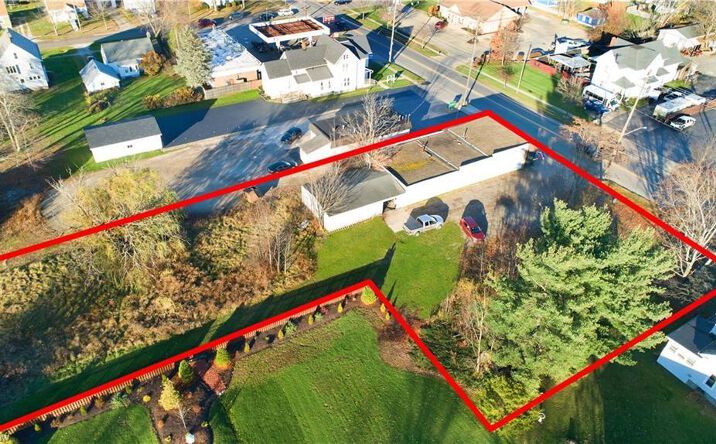 Pictures of Land, Retail property located at 123-131 N Jefferson street, Jefferson, OH 44047 for sales - image #1