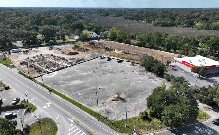 Pictures of Land property located at 2571 Ashley River Rd, Charleston, SC 29414 for sales - image #1