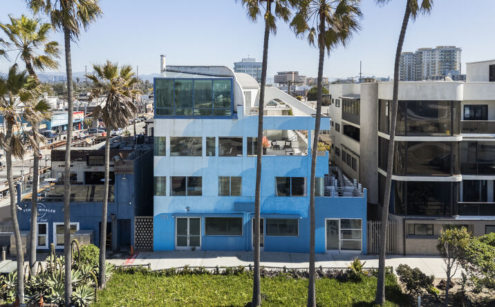 Pictures of Retail, Multifamily, Mixed Use property located at 3111 Ocean Front Walk, Marina del Rey, CA 90292 for sales - image #1