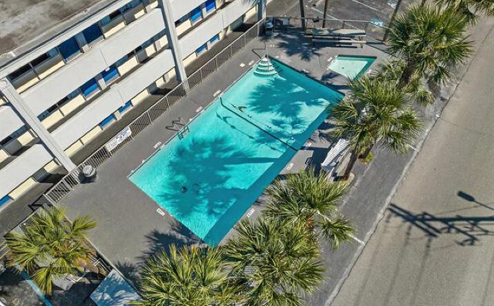 Pictures of Hospitality property located at 806 S Ocean Blvd, Myrtle Beach, SC 29577 for sales - image #1