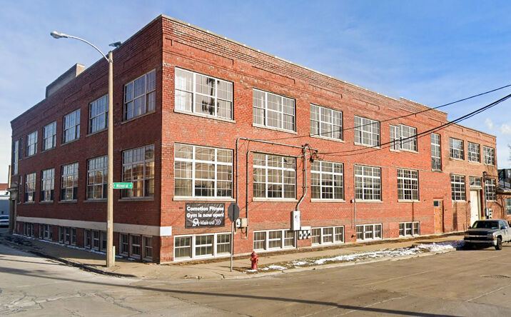 Pictures of Office property located at 112 E Mineral St, Milwaukee, WI 53204 for sales - image #1