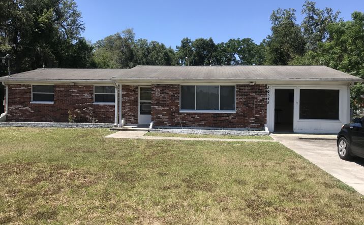 Pictures of Retail property located at 36345 FL-54, Zephyrhills, FL 33541 for sales - image #1