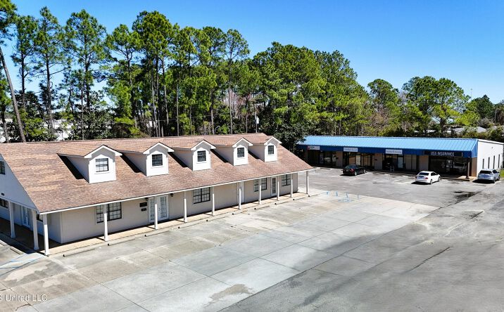 Pictures of Office, Retail property located at 10536 Auto Mall Pkwy, D'Iberville, MS 39540 for sales - image #1