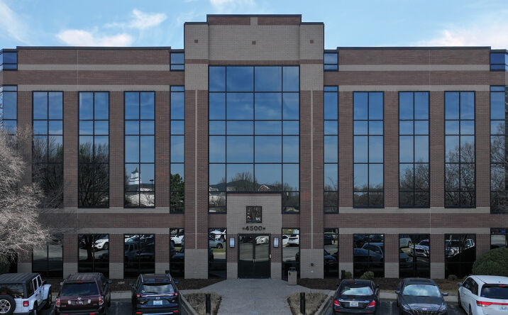 Pictures of Office property located at 4500 Bowling Blvd, Louisville, KY 40207 for sales - image #1