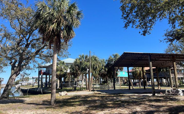 Pictures of Land property located at 109 E 8th Ave, Horseshoe Beach, FL 32648 for sales - image #1