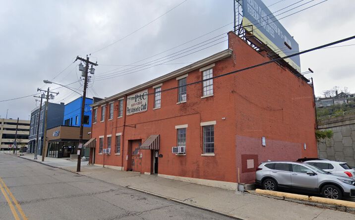 Pictures of Mixed Use, Multifamily, Office, Retail property located at 818 Reedy St, Cincinnati, OH 45202 for sales - image #1