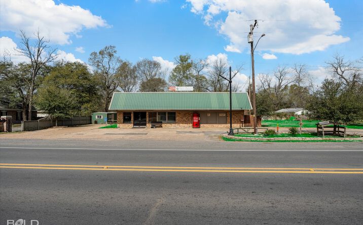 Pictures of Retail property located at 9730 LA-5, Keachi, LA 71046 for sales - image #1