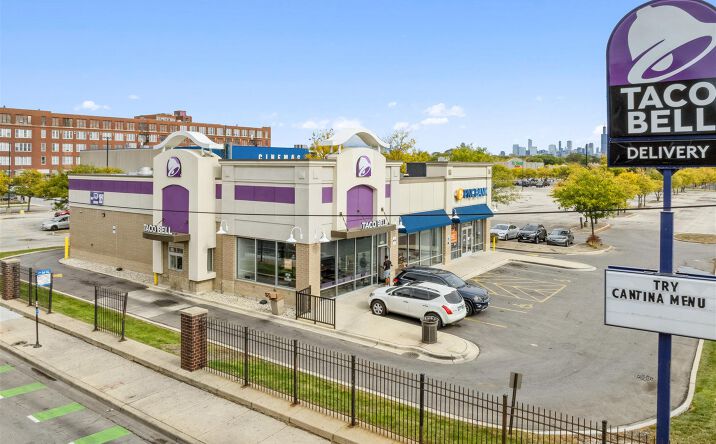 Pictures of Retail property located at 3340 W Roosevelt Rd, Chicago, IL 60624 for sales - image #1