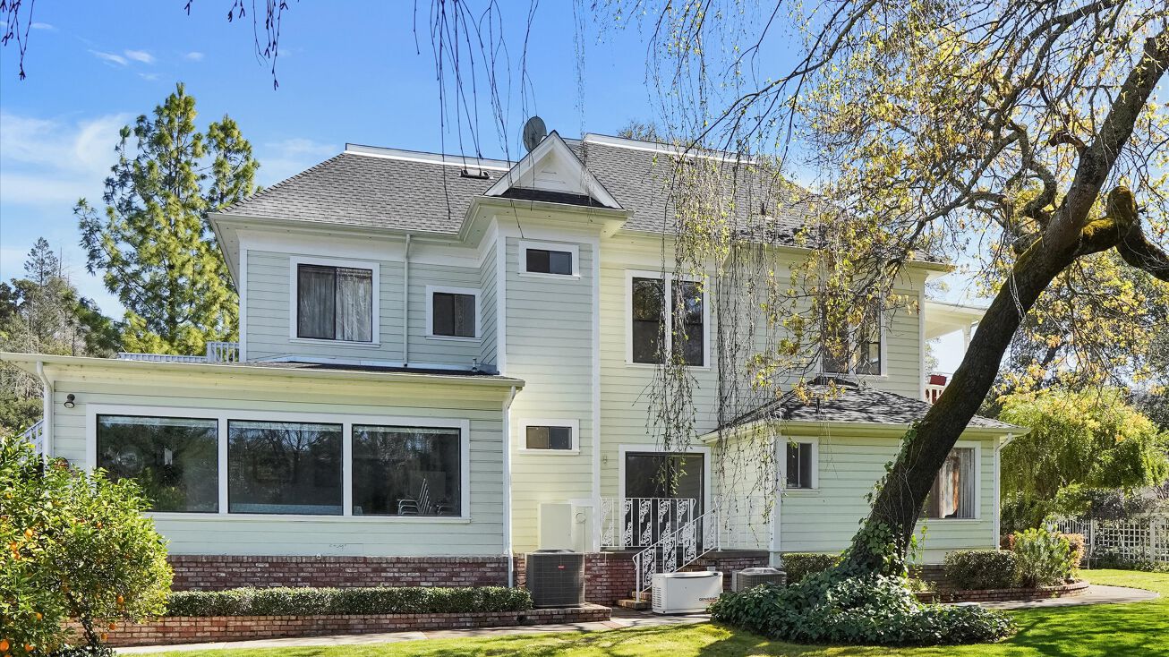 Pictures of Senior Living property located at 520 Sanitarium Rd, St. Helena, CA 94574 for sales - image #1