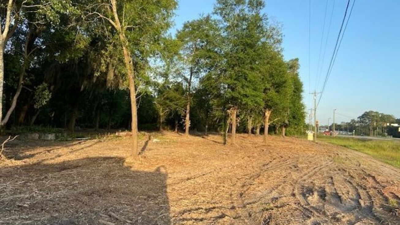 2427 S Patterson Street, Valdosta, GA 31601