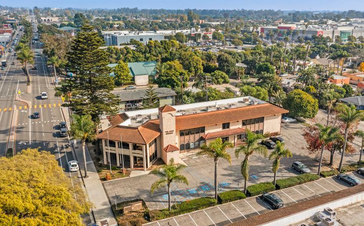 Pictures of Office property located at 3200 Telegraph Rd, Ventura, CA 93003 for sales - image #1