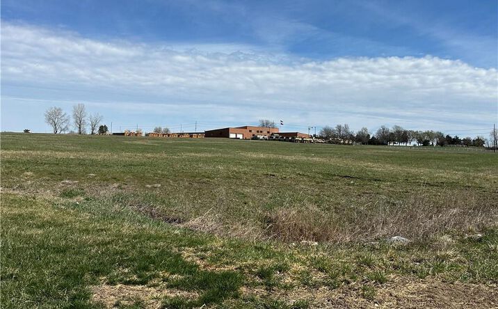 Pictures of Land property located at 1302 Heatherwood Drive, Paola, KS 66071 for sales - image #1
