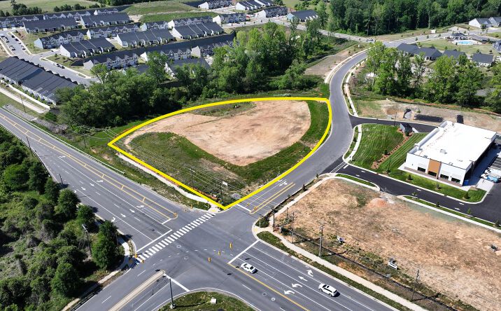 Pictures of Land property located at 1162 Charlotte Hwy, Troutman, NC 28166 for sales - image #1