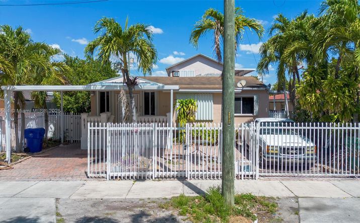 Pictures of Multifamily property located at 4785 SW 4th St, Miami, FL 33134 for sales - image #1