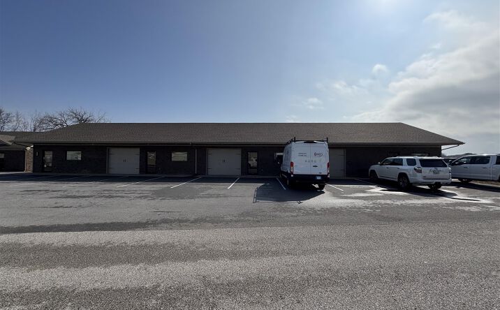Pictures of Mixed Use, Office, Retail property located at 6115 Scottsville Rd, Bowling Green, KY 42104 for sales - image #1