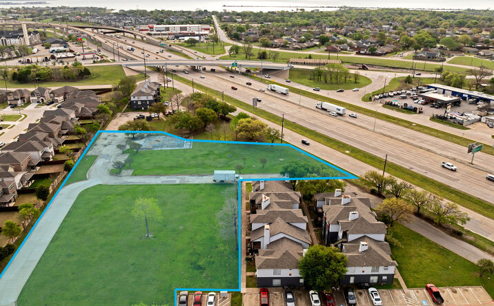 Pictures of Multifamily, Mixed Use, Land, Self Storage, Mobile Home Park property located at 709  East IH-30, Garland, TX 75043 for sales - image #1