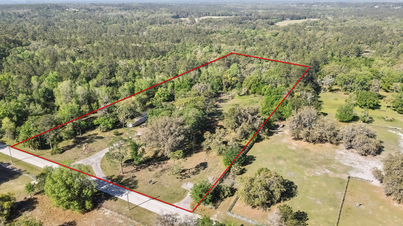 Pictures of Mobile Home Park property located at 5025 Emerson Rd, Brooksville, FL 34601 for sales - image #1