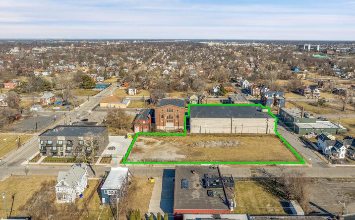 Pictures of Industrial, Mixed Use, Multifamily, Retail property located at 560 Custer St, Detroit, MI 48202 for sales - image #1