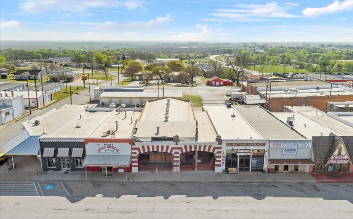 Pictures of Mixed Use, Retail property located at 218 N Main St, West, TX 76691 for sales - image #1