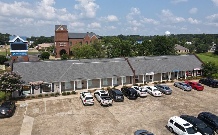 Pictures of Office, Retail property located at 401 Cross Park Dr, Pearl, MS 39208 for sales - image #1
