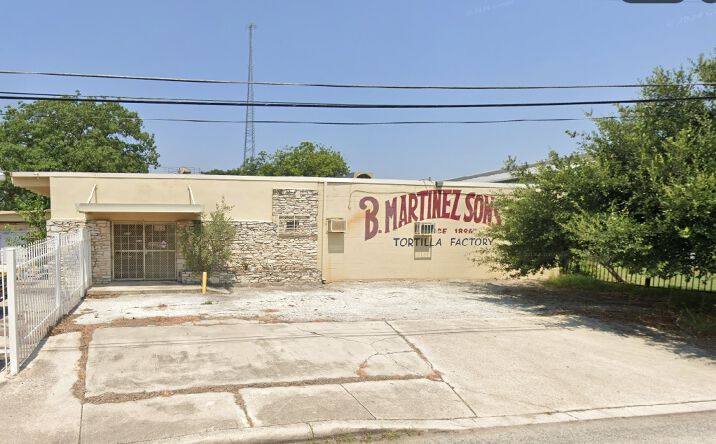 Pictures of Industrial, Mixed Use, Land, Self Storage, Special Purpose property located at 623 S Leona St, San Antonio, TX 78207 for sales - image #1