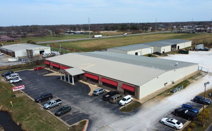 Pictures of Industrial property located at 2013 N 13th St, Rogers, AR 72758 for sales - image #1