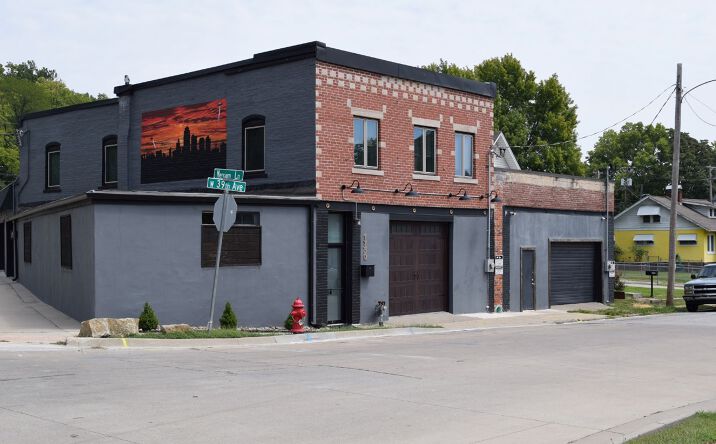 Pictures of Industrial property located at 1730 W 39th Ave, Kansas City, KS 66103 for sales - image #1