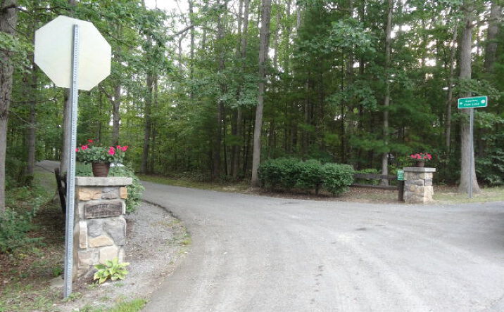 Pictures of Land property located at - Country Club Lane, Lewisburg, WV 24901 for sales - image #1