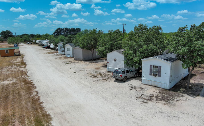 Pictures of Mobile Home Park, Multifamily property located at 143 Co Rd 7718, Devine, TX 78016 for sales - image #1