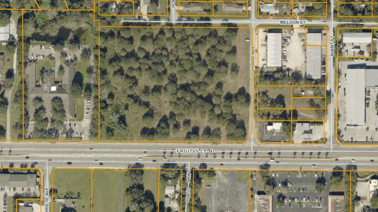 4811 Fruitville Road, Sarasota, FL 34232