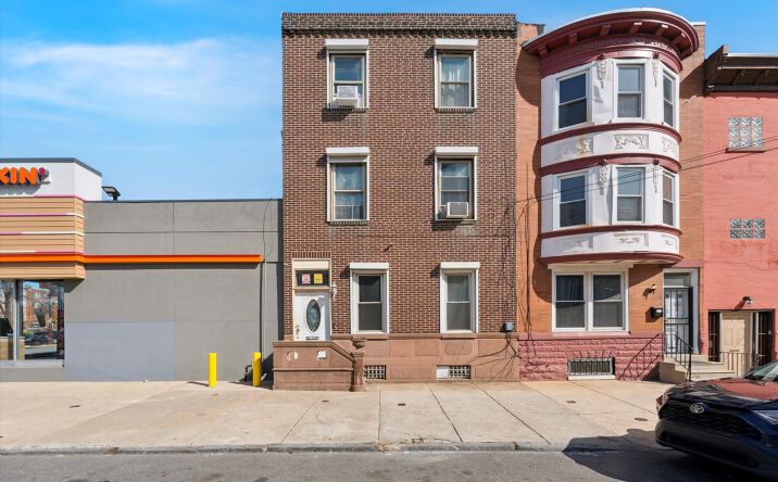 Pictures of Multifamily property located at 1353 Christian St, Philadelphia, PA 19147 for sales - image #1