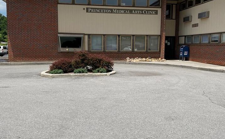 Pictures of Office property located at 20 New Hope Road, Princeton, WV 24740 for sales - image #1