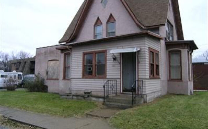 image of property at 700 E 3RD ST Hobart IN 46342-4407