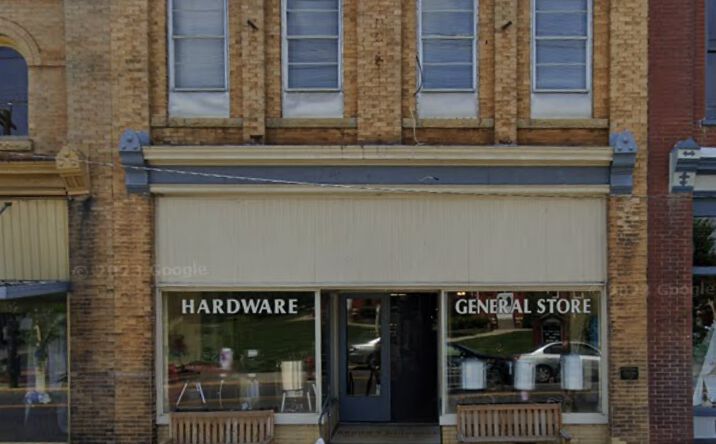 Pictures of Hospitality, Mixed Use, Office, Retail property located at 103 North Main Street, Mt Gilead, NC 27306 for sales - image #1