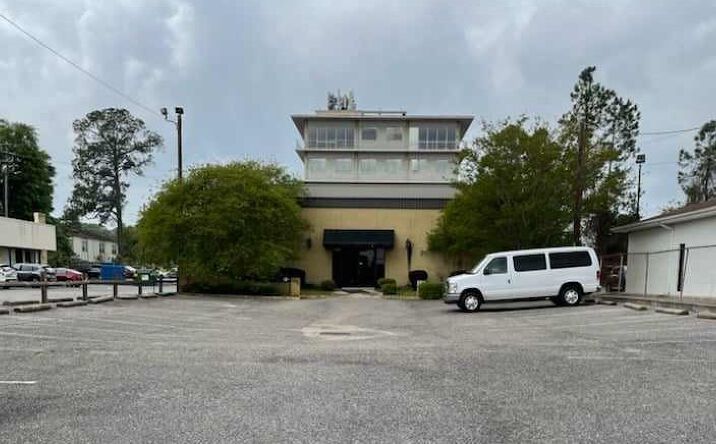 Pictures of Office property located at 722 Downtowner Loop W, Mobile, AL 36609 for sales - image #1