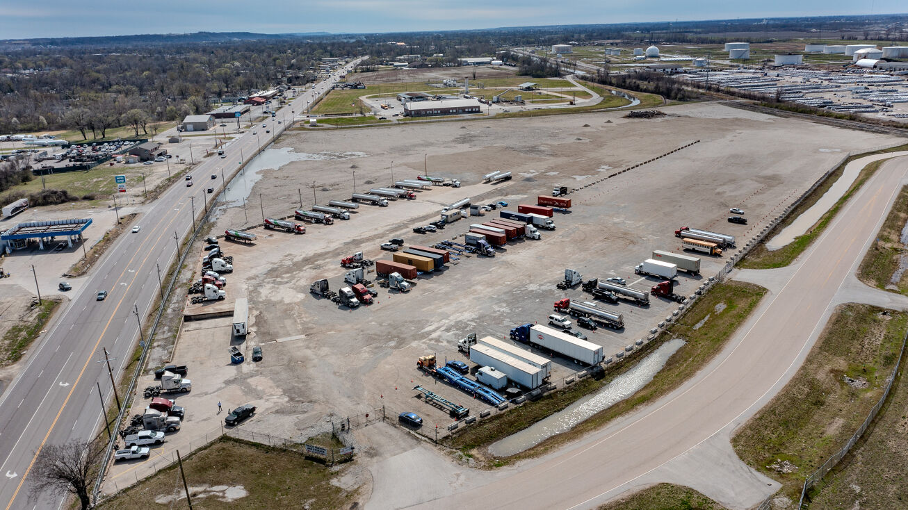 Pictures of Industrial, Land property located at 3101 Mississippi Ave, Sauget, IL 62206 for sales - image #1