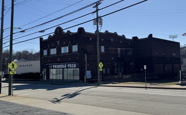 Pictures of Office property located at 222 E Pittsburgh St, Greensburg, PA 15601 for sales - image #1