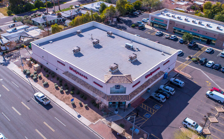Pictures of Retail property located at 6838 N 7th St, Phoenix, AZ 85014 for comps - image #1
