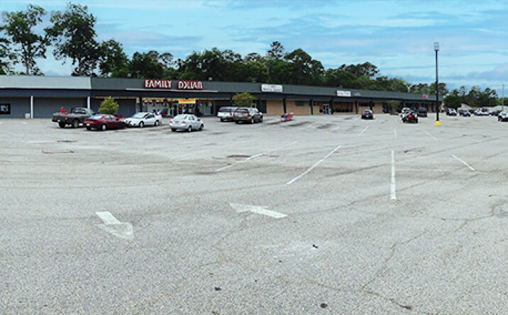 Pictures of Retail property located at 197 Martin Luther King Jr Ave, Cairo, GA 39828 for sales - image #1