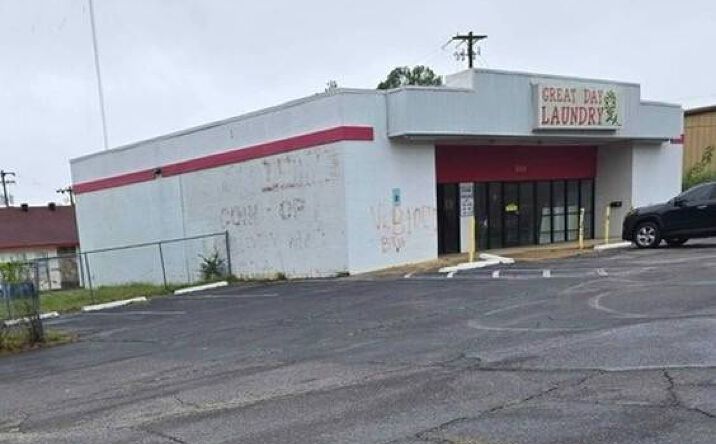 Pictures of Office property located at 3745 Outland Rd, Memphis, TN 38118 for sales - image #1
