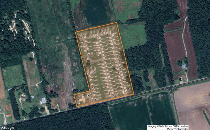 Pictures of Mobile Home Park property located at 7721 NC-41, Lumberton, NC 28358 for sales - image #1